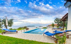 Villa Azure